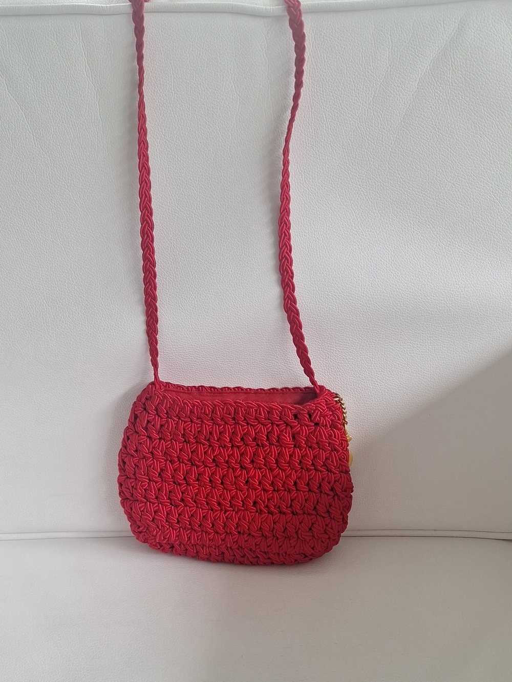 Red Handwoven Crossbody Bag - Stylish Shoulder Purse